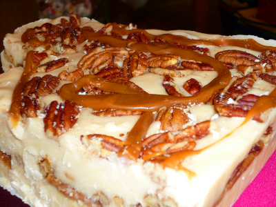 Vanilla Caramel Pecan Fudge