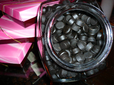 Diamond Zout Licorice (Holland) - Vasilow's Confectionery - Hudson NY